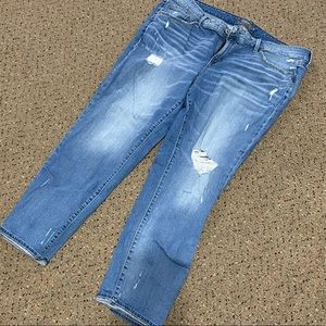 👖TORRID Boyfriend Jeans